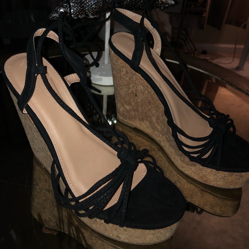 Brand new Black tie up wedges - Picture 1 of 6